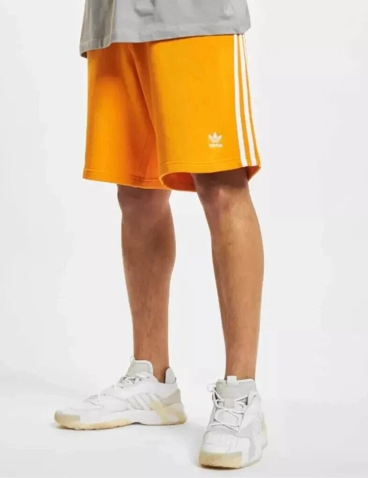 NEW MENS ADIDAS ORIGINALS CLASSICS 3 STRIPES TREFOIL SHORTS SIZE SMALL #IY9917